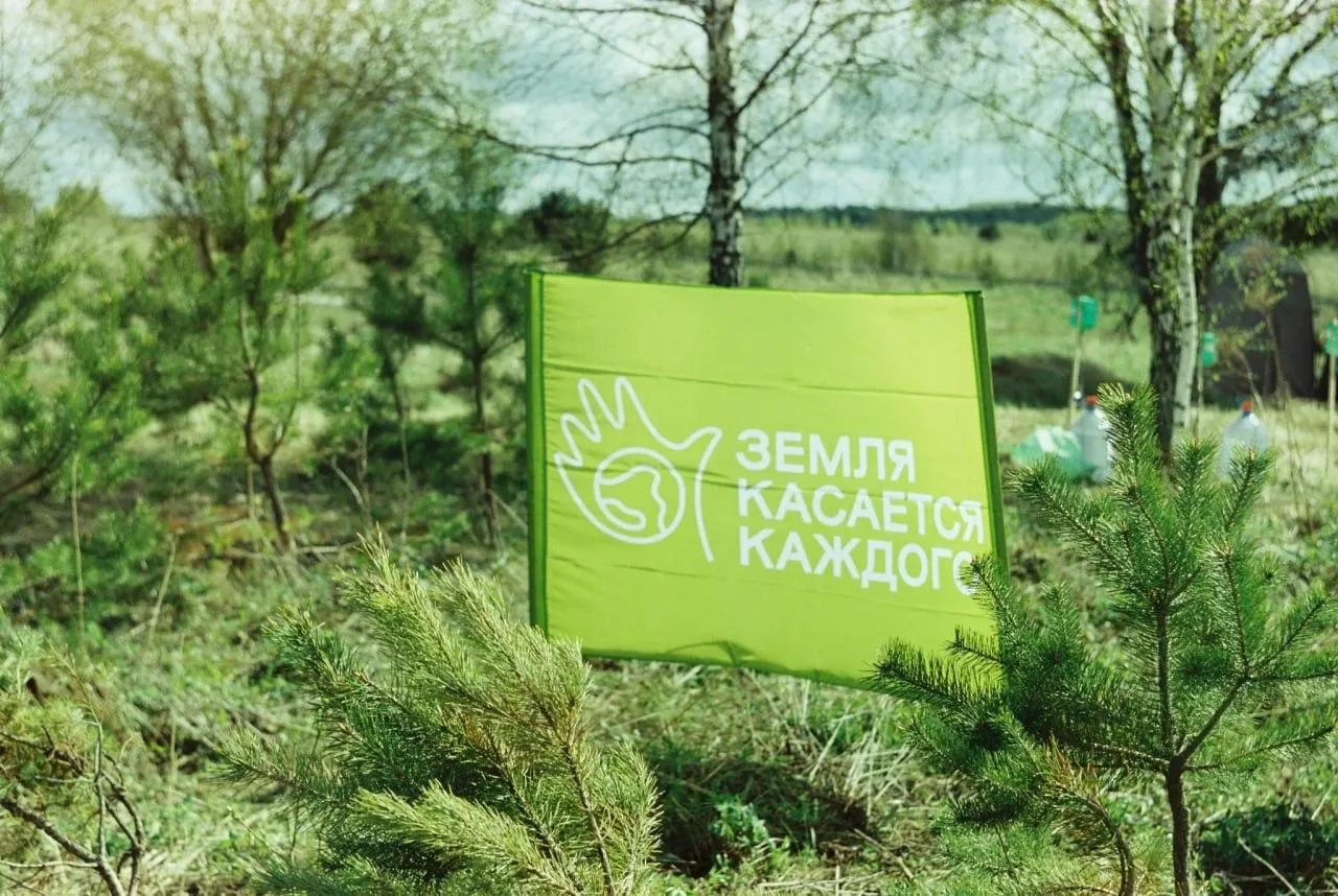 Организация заявила о фактической остановке деятельности из‑за присвоения статуса «иноагент» и намерена сократить обновления сайта и соцсетей; регулярные донаты отменены, разовые пожертвования остаются.