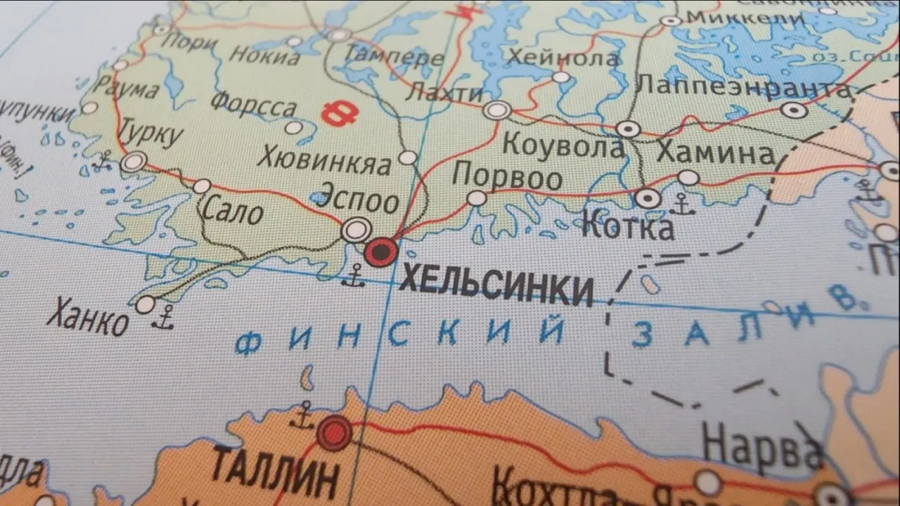 С 1 июля Россия увеличила таможенные пошлины на железнодорожные перевозки в Финляндию в восемь раз. Эксперты предупреждают, что поставки удобрений становятся убыточными и могут прекратиться, что усилит проблемы финского сельского хозяйства.
