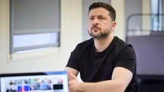 Президент Украины Владимир Зеленский считает, что усиление блокировок в российском сегменте интернета и ограничения работы мессенджеров могут быть частью подготовки к новой волне мобилизации и крупному наступлению, а также не исключает параллельных провокаций против стран Балтии для проверки реакции НАТО.