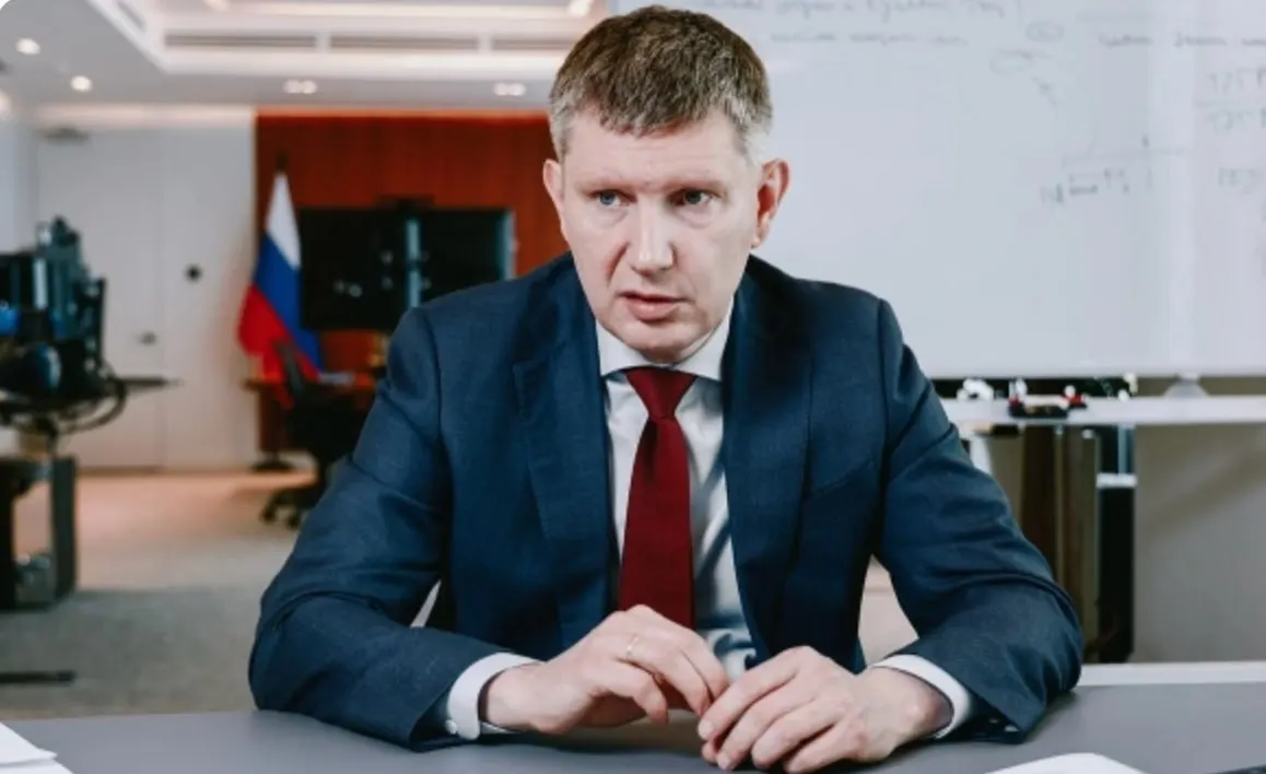 Глава Минэкономразвития Максим Решетников перечислил три приоритета — структурные изменения, бюджетную консолидацию и повышение гибкости экономики — которые, по его словам, должны повысить инвестиции, занятость и производительность.