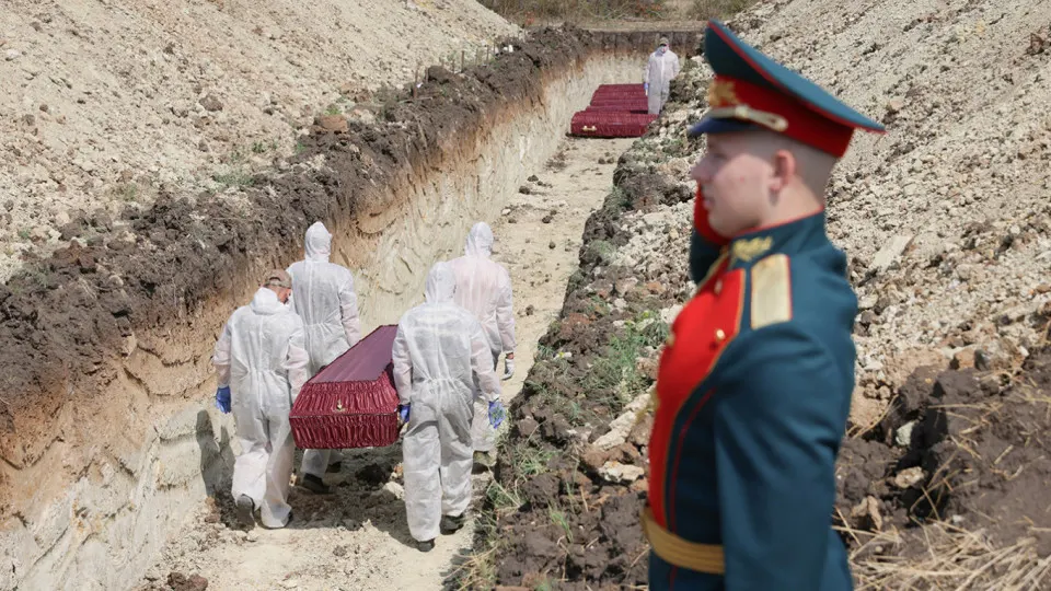 Анализ поимённых списков, реестра наследственных дел и судебной статистики приводит к минимальной документально обоснованной оценке потерь в 352 тыс. погибших, включая тех, кого признали погибшими через суд.