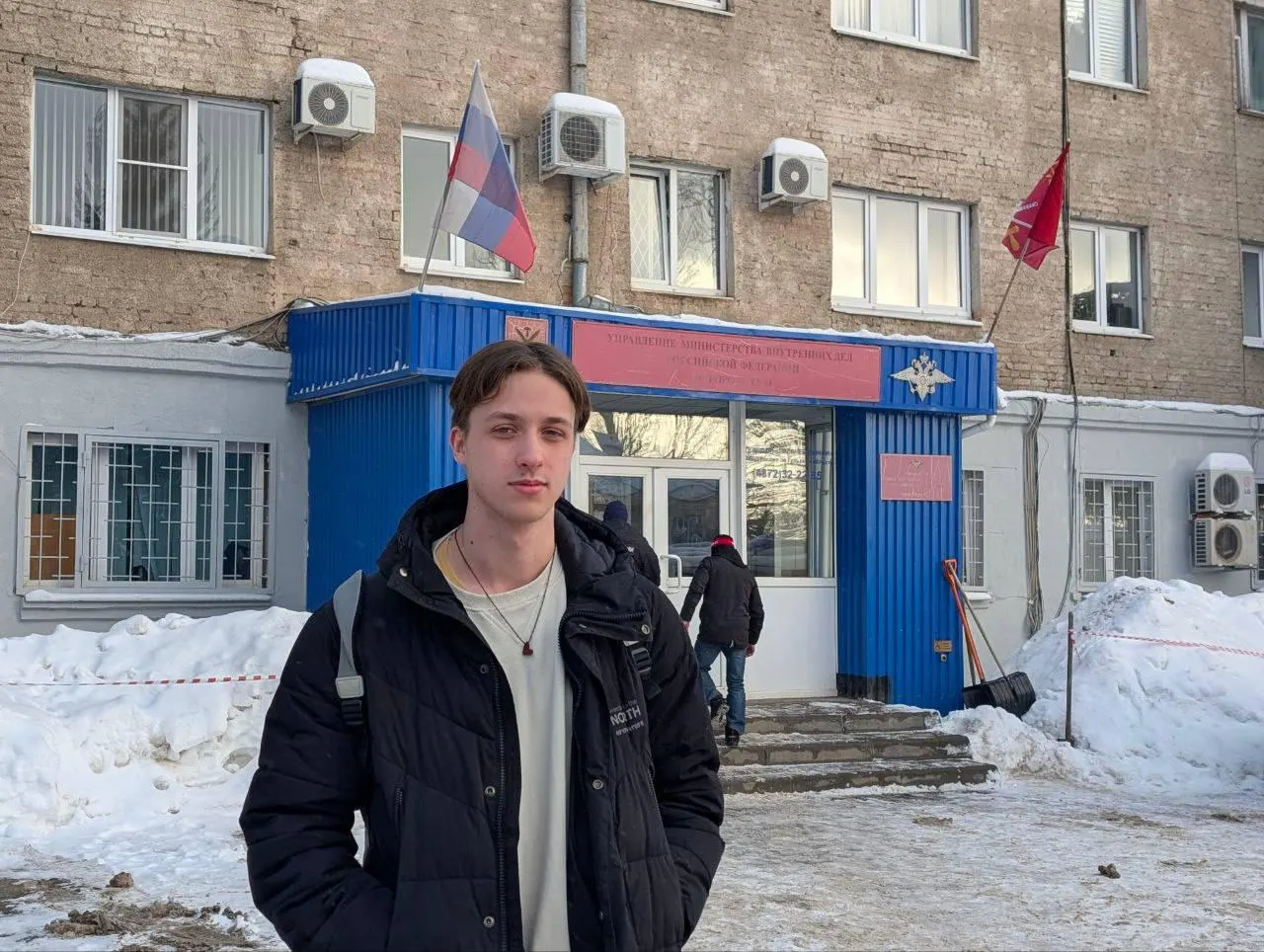 Минюст внёс 19‑летнего тульского активиста Евгения Малюгина в реестр «иностранных агентов». Он заявил, что не считает себя агентом и намерен оспорить решение; ранее против него возбуждали административные дела, в феврале он покинул Россию.