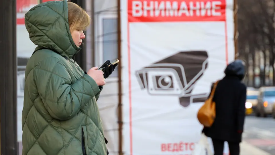 Пользователи обнаружили, что мессенджер Max без согласия удаляет сообщения со ссылками на ключи VPN и при повторной отправке принудительно завершает сессию аккаунта.