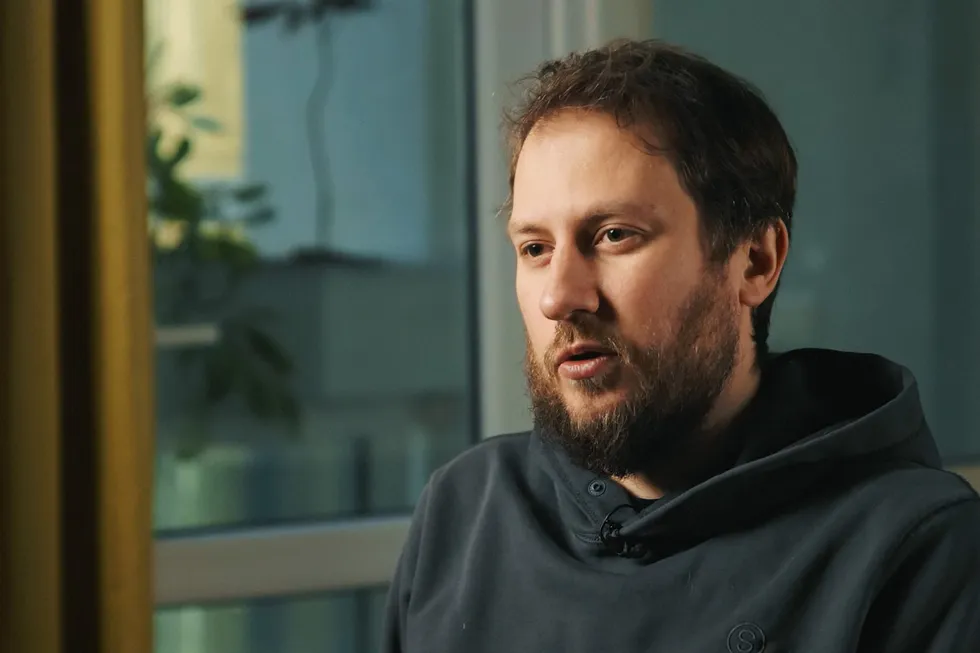 Правозащитный проект «ОВД‑Инфо» включён в перечень Росфинмониторинга вместе с рядом других организаций. Руководство говорит, что будет действовать по заранее подготовленному плану, уделяя приоритетное внимание безопасности сотрудников и тех, кто обращается за помощью.