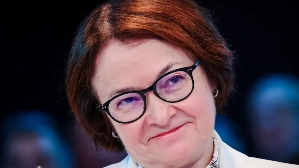 Долгое отсутствие главы Центробанка вызвало массу слухов — от болезни до отставки. Она должна появиться на пресс‑конференции 19 июня. На фоне изменения бюджетных правил и давления на экономику решение по ключевой ставке может оказаться знаковым для инфляции и бизнеса.