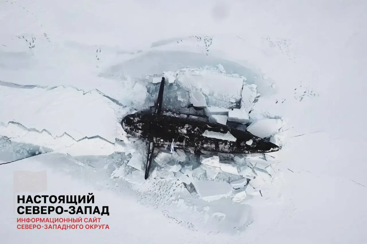 Правительство исключило из Федерального плана статистических работ показатель, отражавший долю современной военной техники в Арктической зоне — эти данные больше не будут публиковаться. Одновременно в регионе продолжается масштабное наращивание военной инфраструктуры.