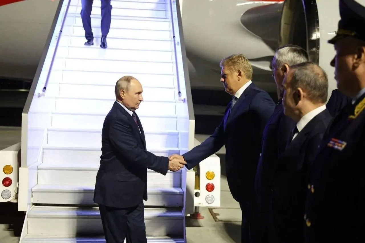 Президент принял участие в церемонии открытия Сибирского кольцевого источника фотонов (СКИФ).