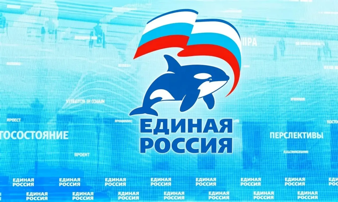 На встрече с учителями президент предложил объяснять причины операции через образ косаток и медведей; пользователи в соцсетях реагируют мемами и пародиями.
