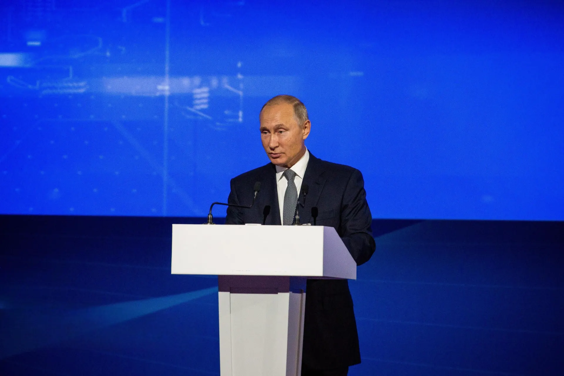 Президент на форуме Валдай рассказал о принципах возможного диалога по Украине и текущем положении вокруг СВО.